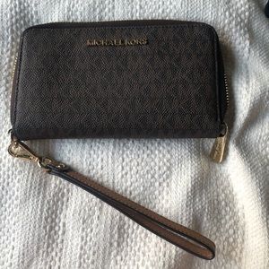 Michael Kors Wristlet